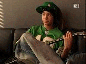 12100760-5522724.gif